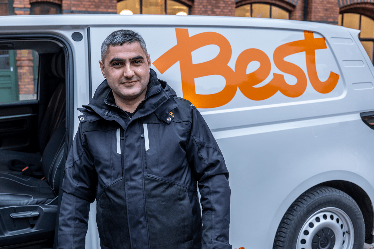 Best budbil och chaufför