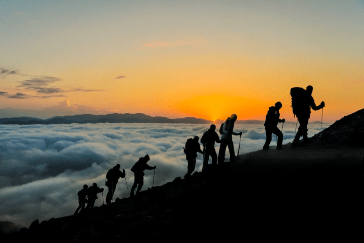 Equipe Montagne Collaborer Collaboration