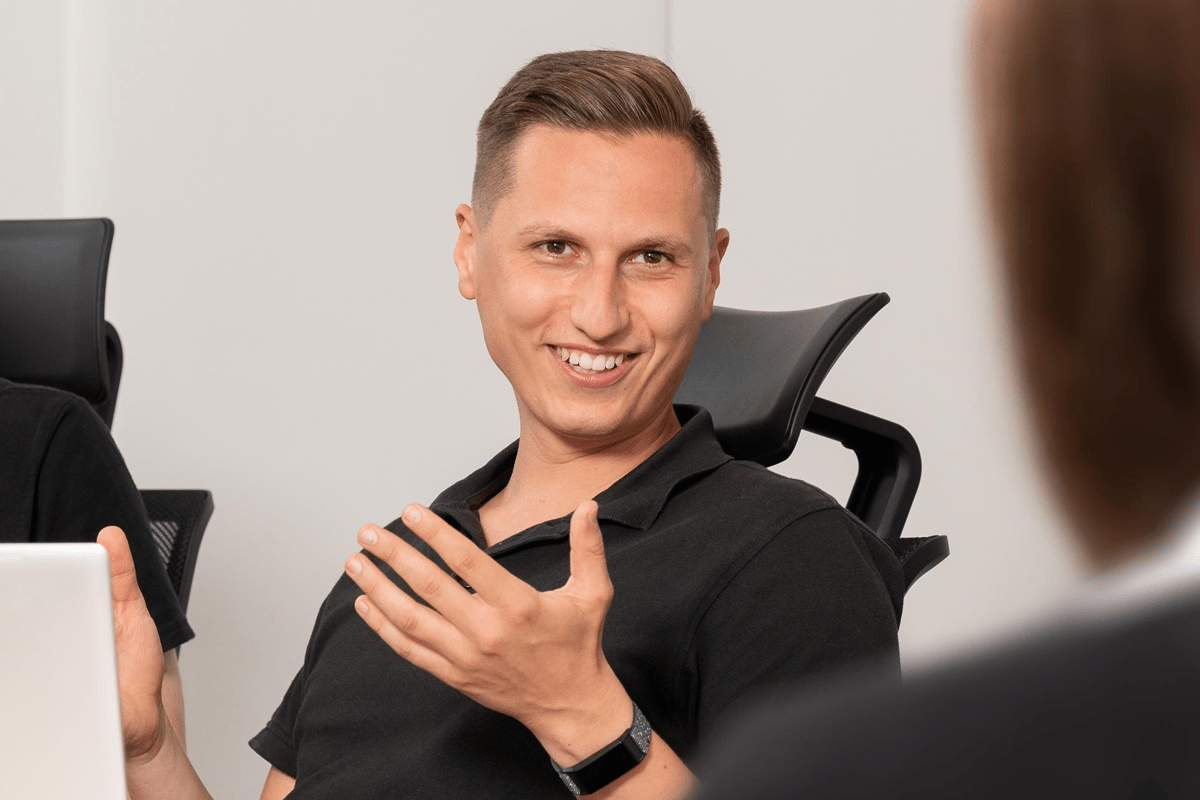 prismat-Kollege Julian aus dem Bereich Entwicklung