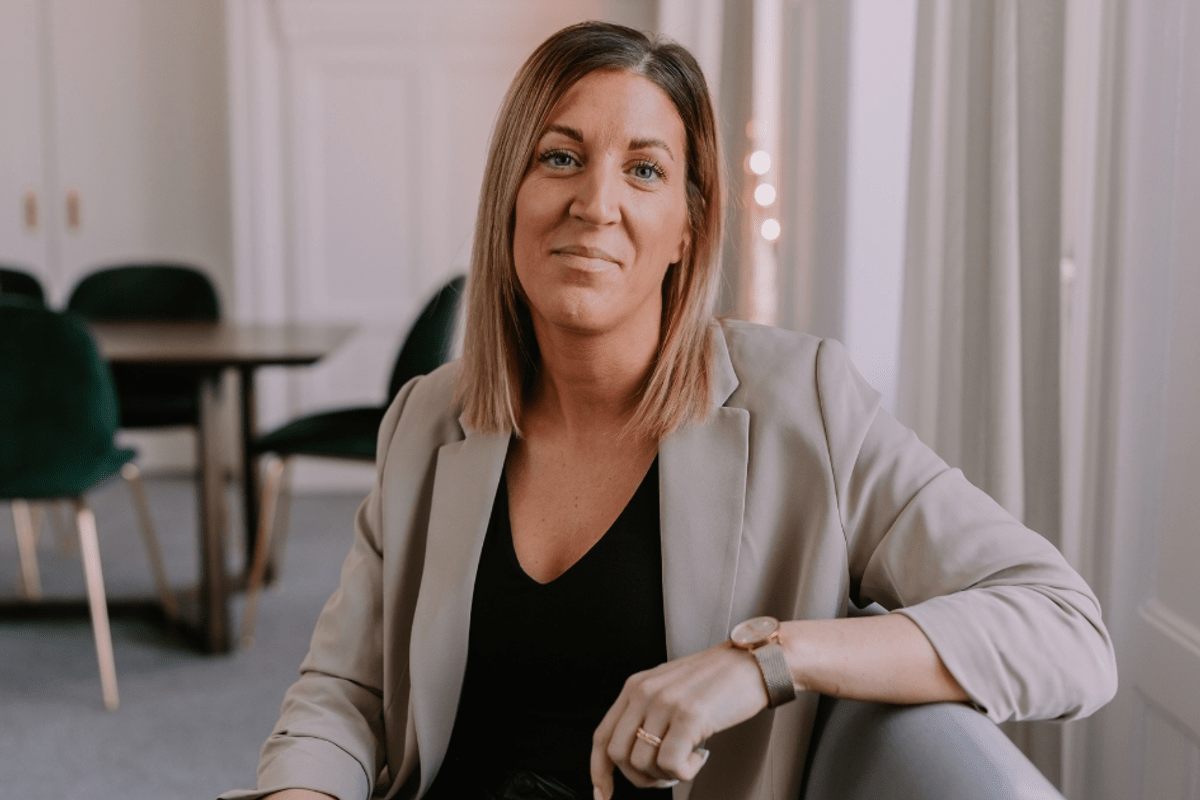 Porträttbild Charlotte Lindblad uthyrningschef KlaraBo