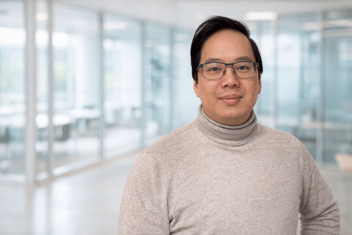 Portrait of Hung Nguyen 