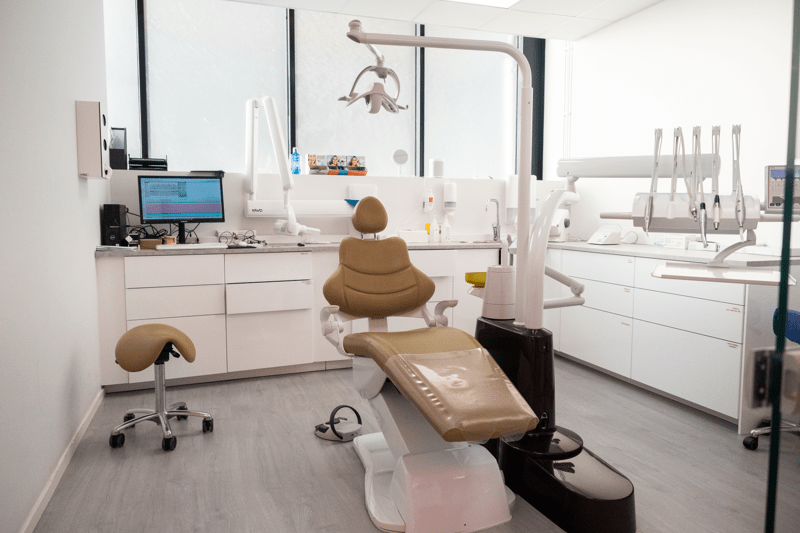Tandläkare till Happident Domen image