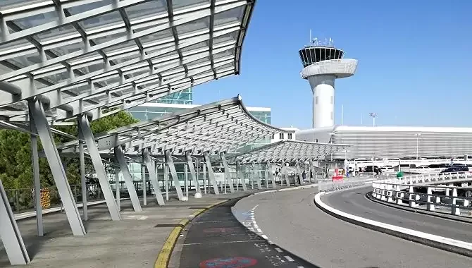 30 postes à pourvoir sur l'aéroport de Bordeaux ! image