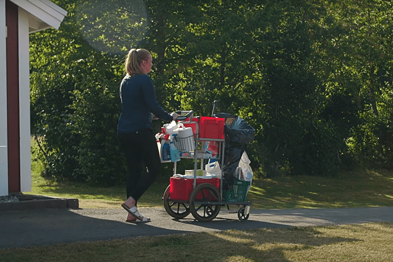Lokalvårdare till servicehus - Säsong 2023 image