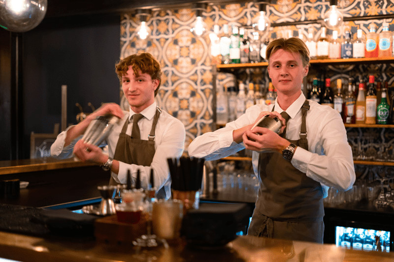 Bartender till sommaren på Blackstone! image