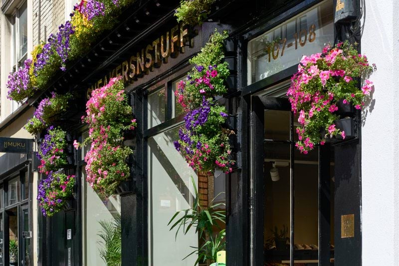 Store Associate - London image