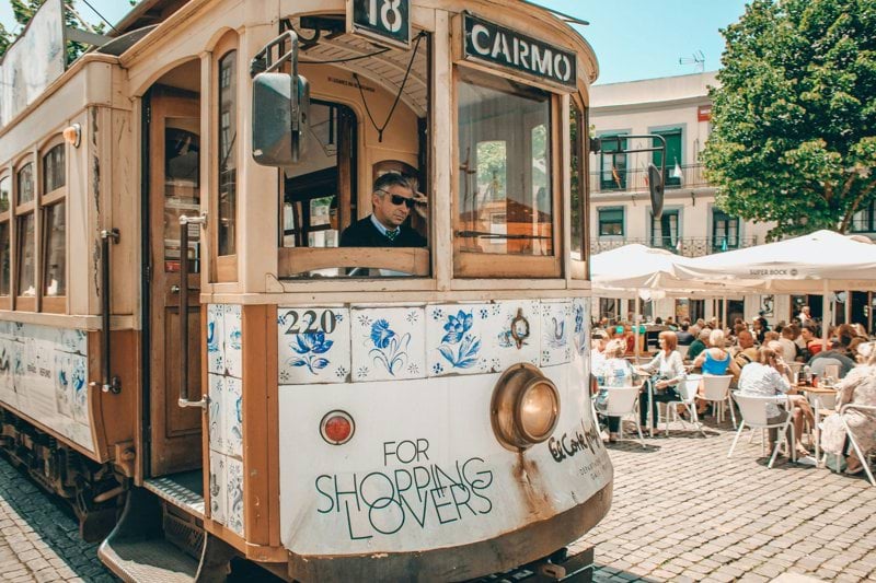 Italian Customer Support Specialist remote in Portugal image