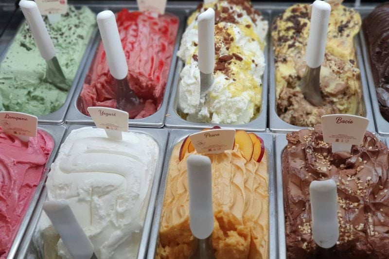 Ice cream master in Vaxholm – mix, taste, and enjoy the job! Full-time for six months image