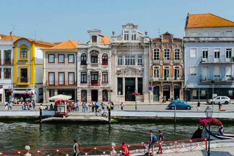 German Customer Service in Portugal image