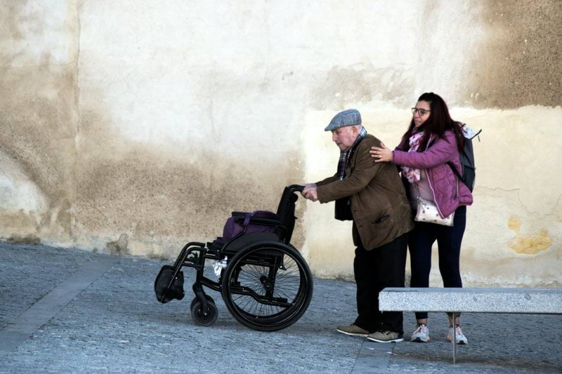 Operatore socio sanitario image