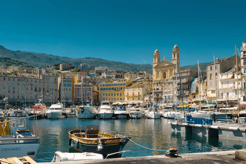 Commercial automobile H/F image