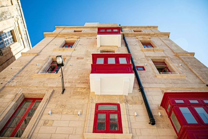 Senior Accountant image