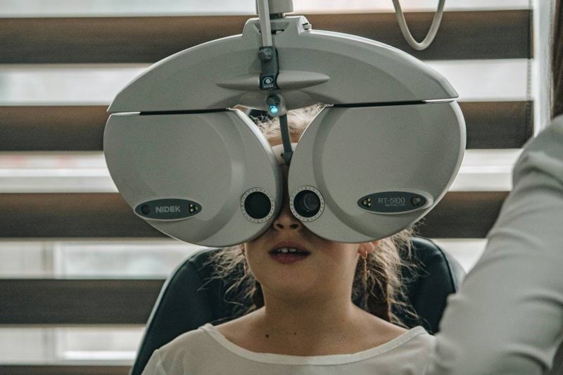 Optical Engineer image