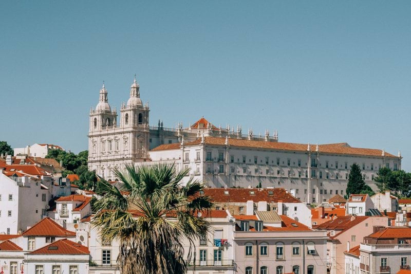Customer Service Representative - Dutch - Lisbon image