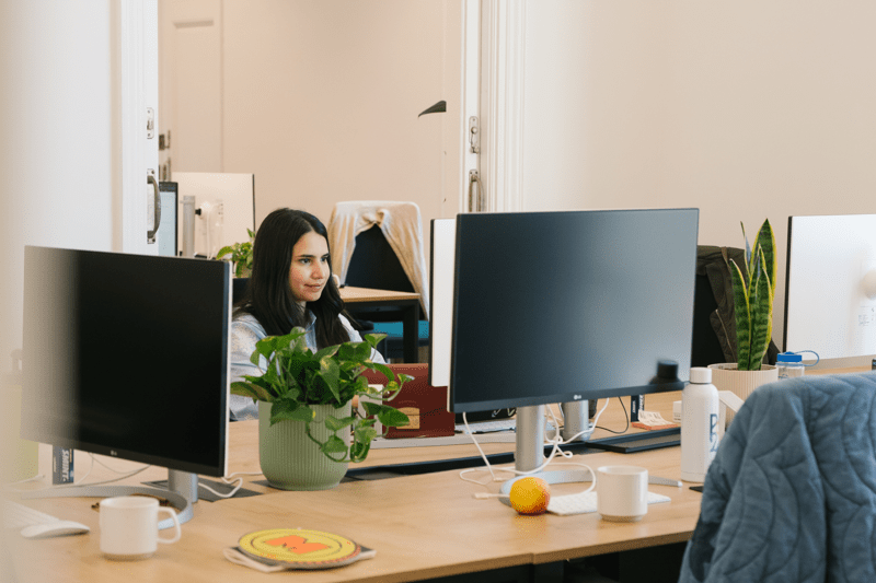 SENIOR FRONTEND ENGINEER - REACT NATIVE image