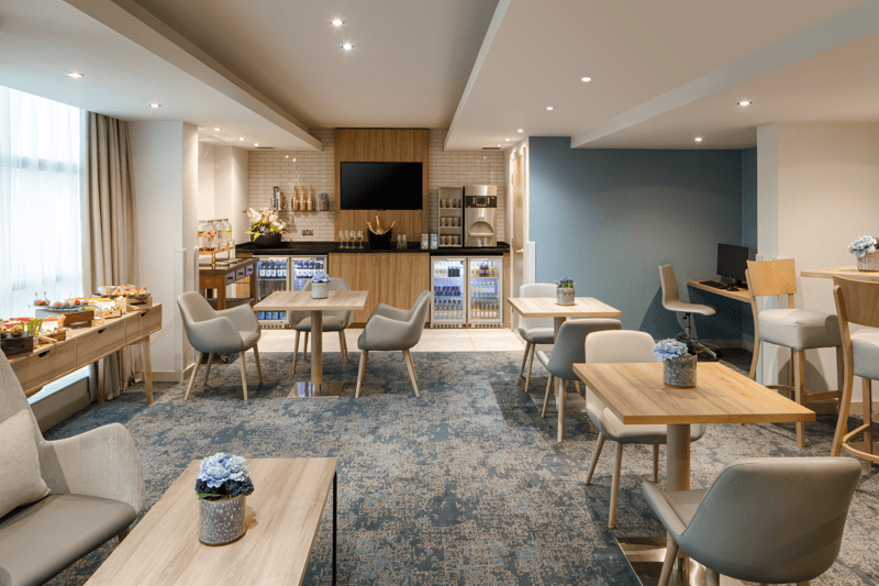 Restaurant and Bar Supervisor image