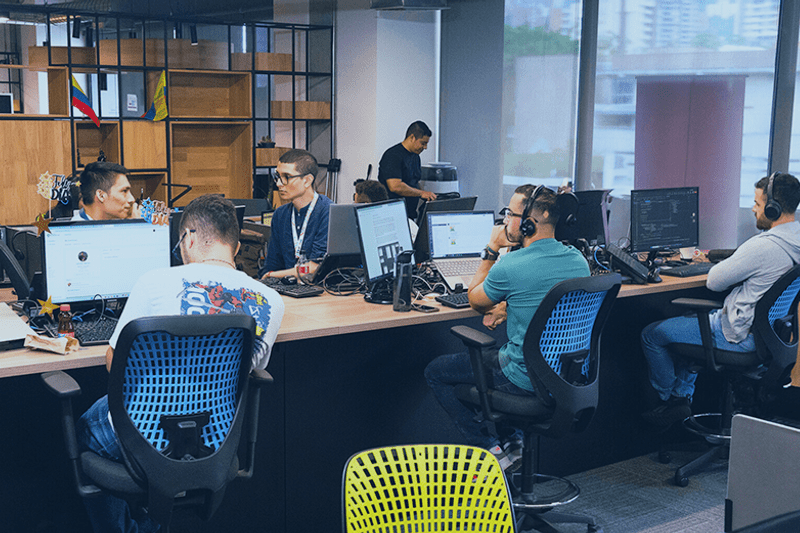 Senior FullStack Nodejs / React Software Engineer image