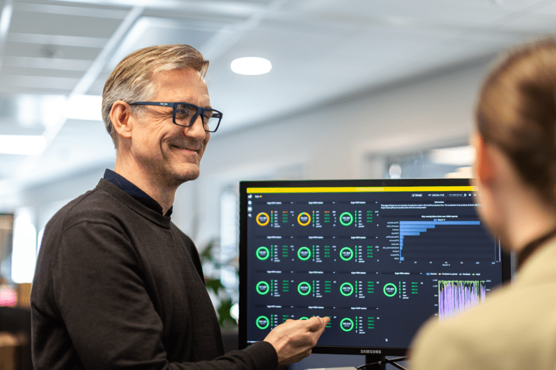 Supply Chain Manager for logistics with Q-Free image