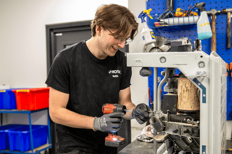 Motek søker lærlinger i elektroreparatørfaget! image