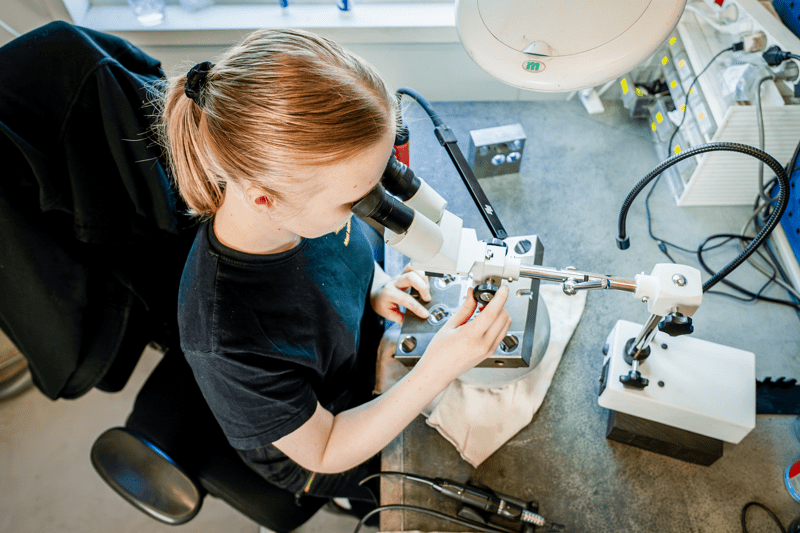 Lab engineer image