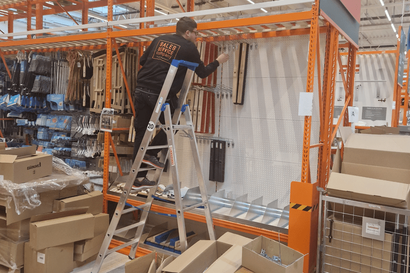 Varuplockare sökes till butik i Stockholmsområdet image