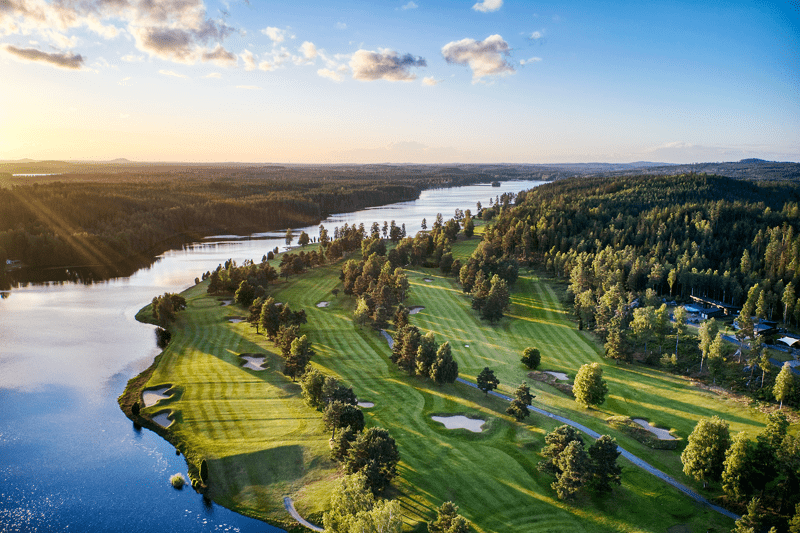 Vi söker golfbanearbetare till Hooks Herrgård – säsongsanställning image