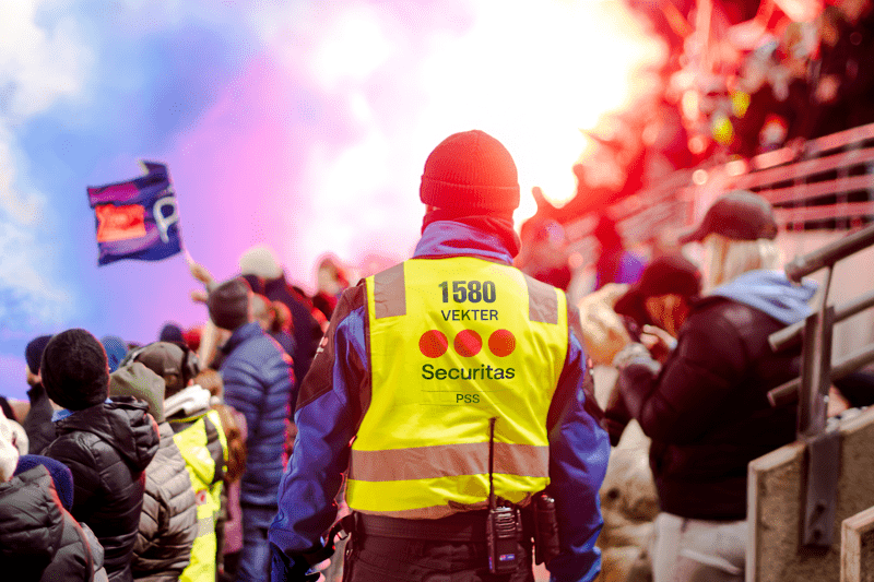 Lyst å jobbe som vekter? Hos PSS Securitas tilbyr vi nå gratis vekterutdanning. image