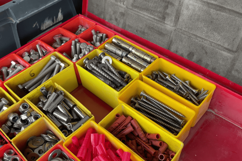 Instalador/a de Carpintería de Aluminio - VALENCIA image