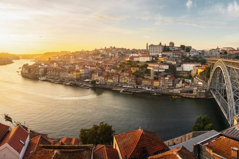 Customer Service Representative - French - Porto Portugal image