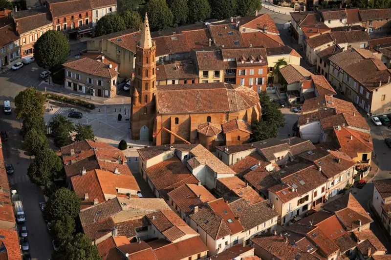 Commercial automobile H/F image