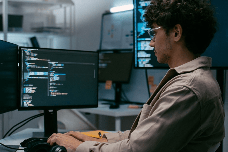 Sistēmu analīzes un procesu automatizācijas speciālists/-e image