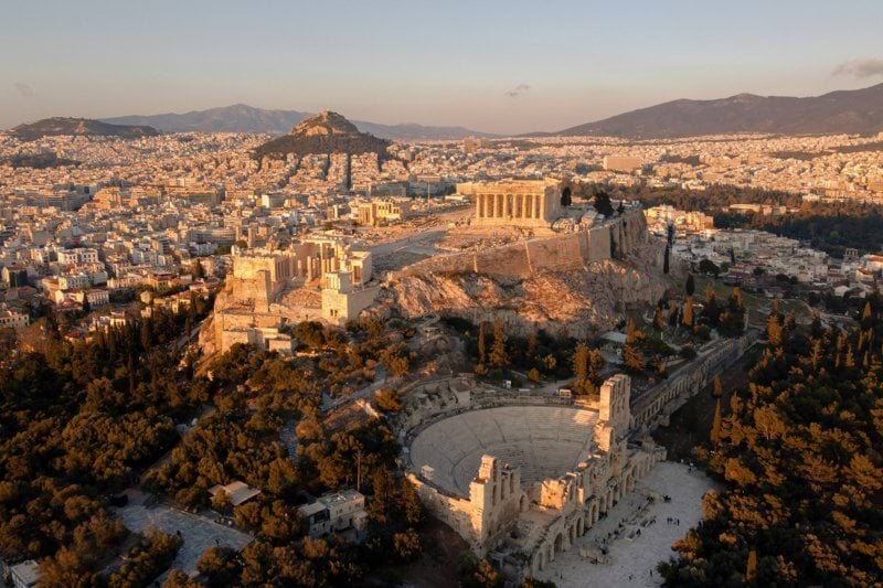 German-Speaking Customer Experts for Cloud Workspace - Athens, Greece image