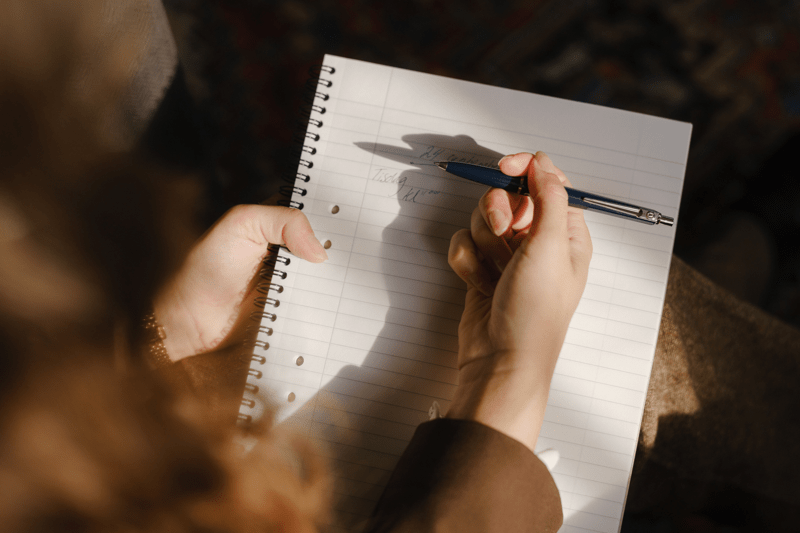 Junior legal assistant image