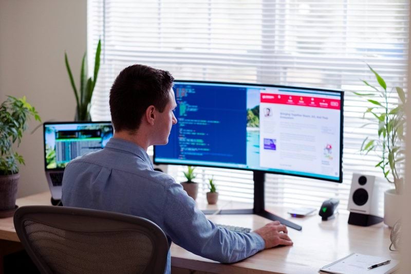 Software Engineer image