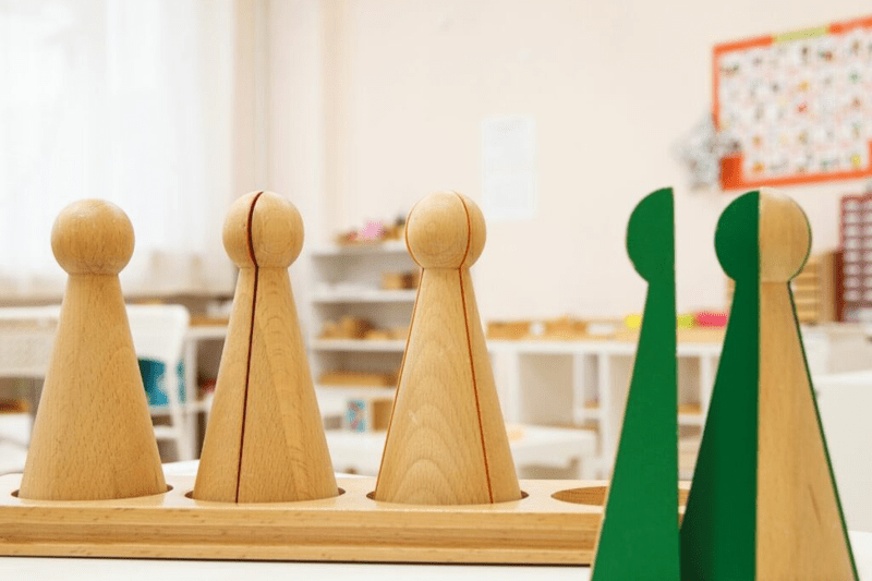 Guides and Assistants Montessori for Lower Elementary classroom (6-9 years) image