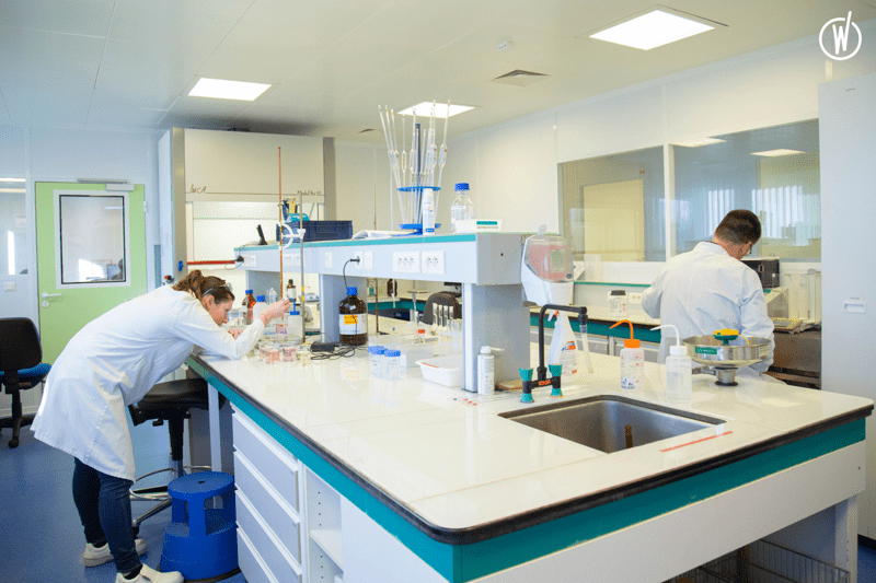 Technicien Qualification Validation Métrologie image