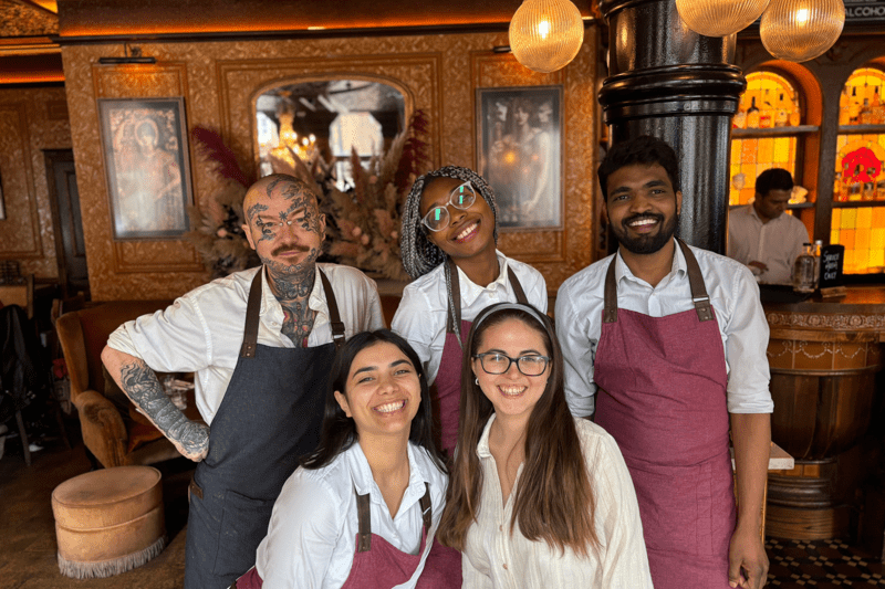 Waiter/Waitress image