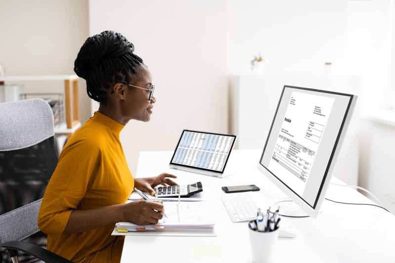 Accounts Receivable Analyst image