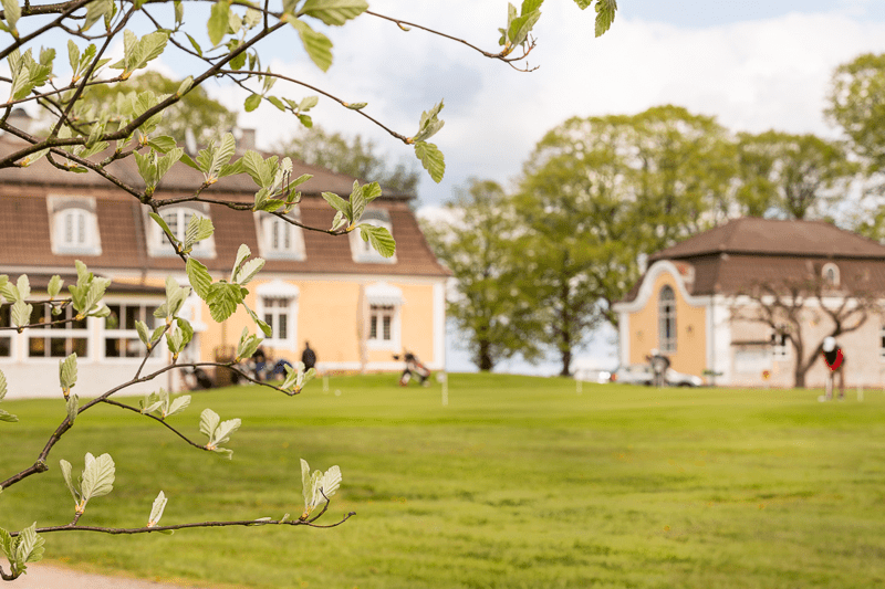 Service Crew - Kock Bjertorp Golf Restaurang image