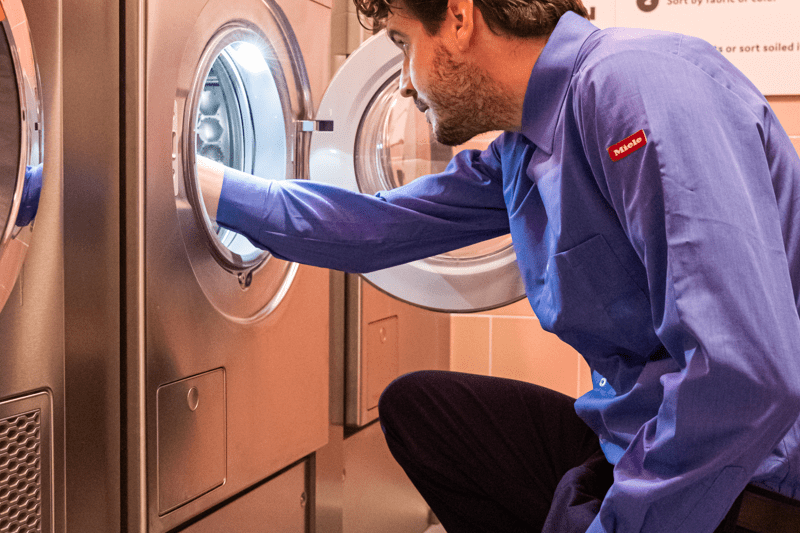 (Field) Service Engineer image