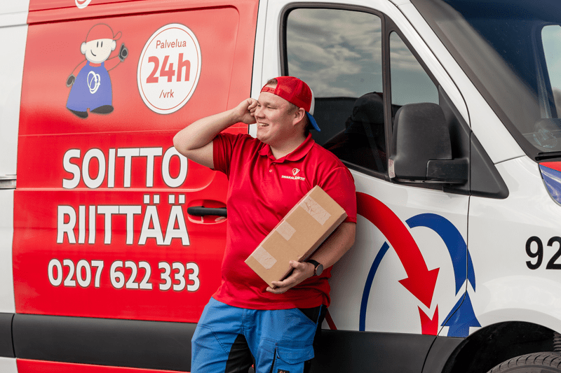 Kuorma-autonkuljettaja, Tavaralähetit Oy image