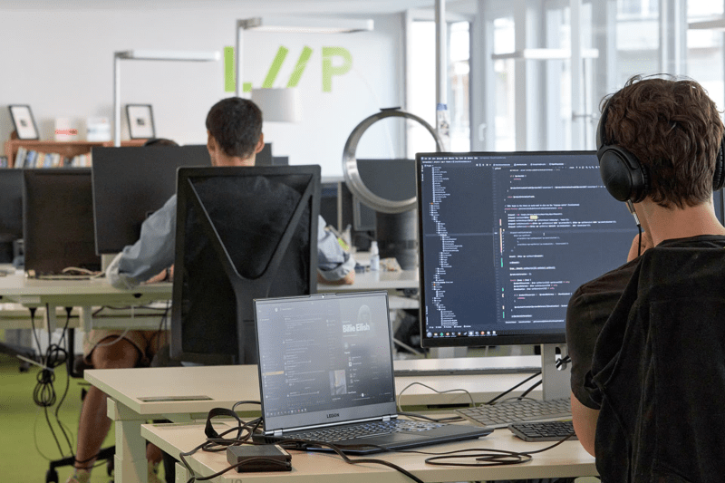 Mobile App Developer Job (80-100%) image