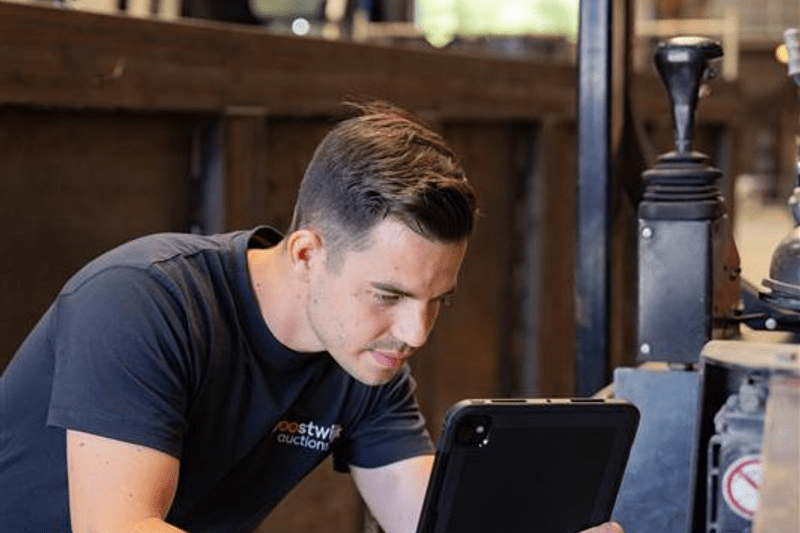 Broker | Region Charleroi image