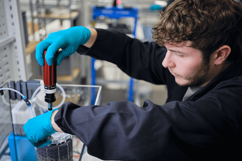 Manufacturing Operator: Post-Processing image
