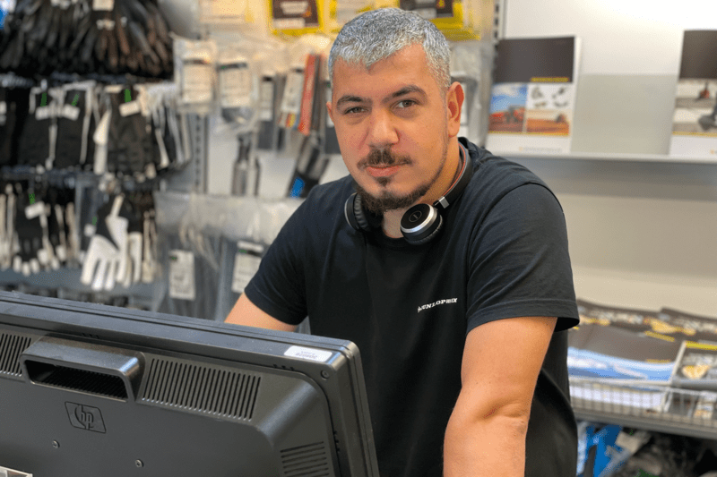 Dunlop Hiflex AB söker säljare inom OEM & MRO! image