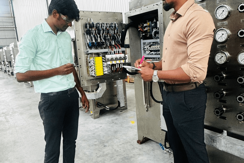 Senior Package Engineer image