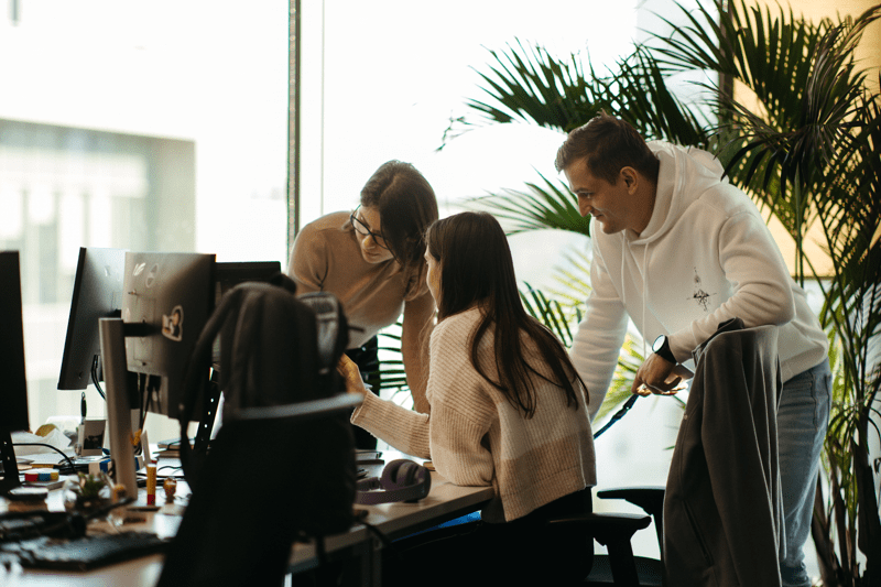 PostgreSQL/Oracle Database Administrator image