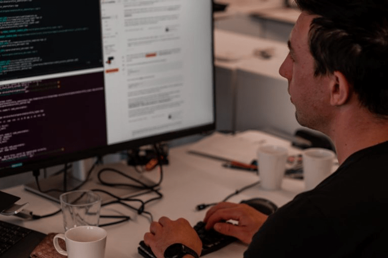 Embedded utvecklare image