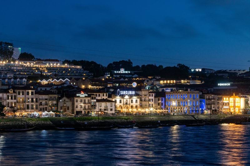 Dutch Tech Product Support Specialist in Porto image
