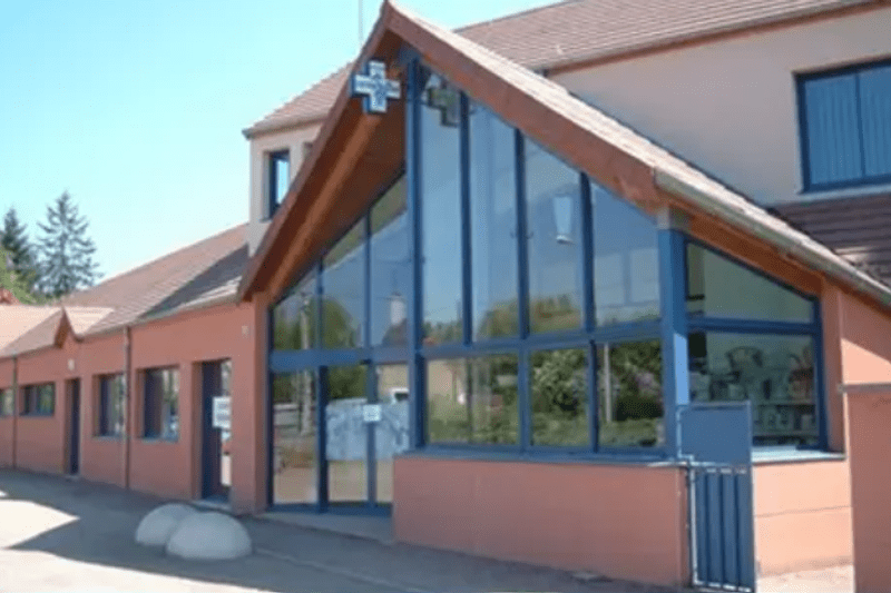 SAÔNE ET LOIRE (71) - GEUGNON - DES FONTAINES - VETERINAIRE MIXTE EQUIN/CANIN - CDI (H/F) image